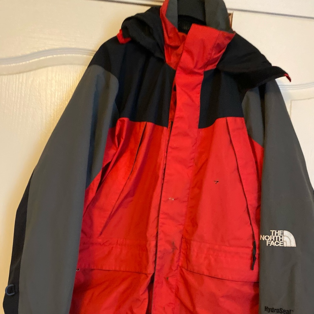 Worn with minor holes  that can be mended The North Face men’s  Large